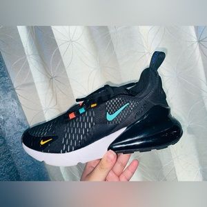 Girls Size 5 youth Nike Air Max 270 black multicolor